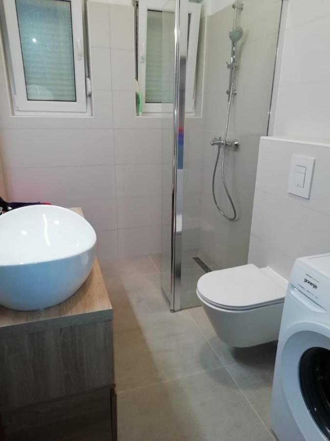 Apartman Ana Novi Vinodolski Exterior photo